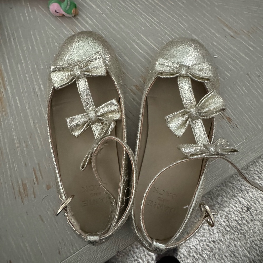 Janie and Jack metallic bow ballet flat